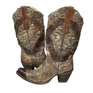 Corral Women’s Cognac Studded Snip Toe Western Boots